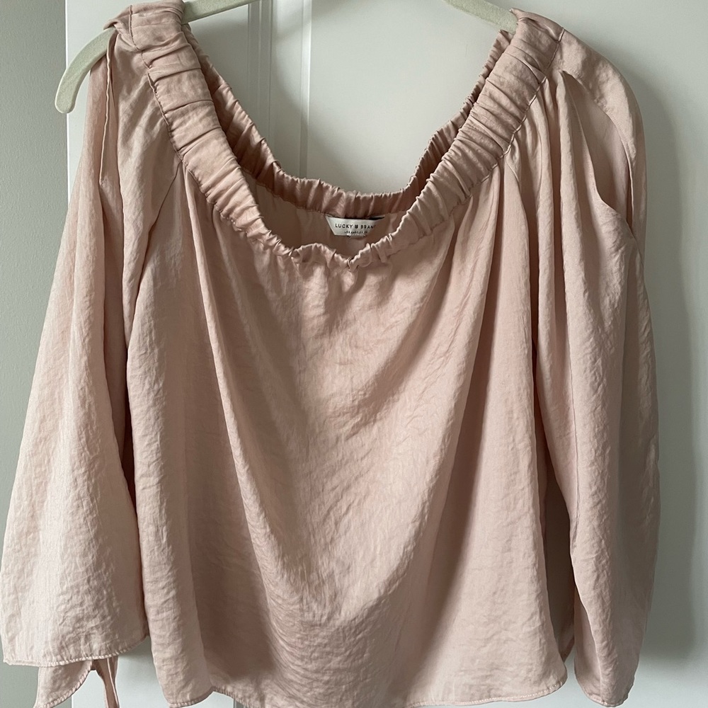 XS off the shoulder silk blouse